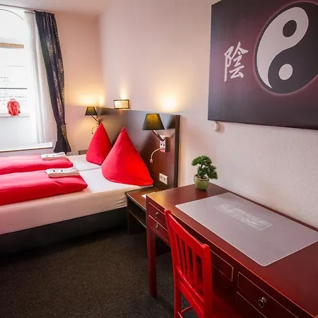 穆兹广场公寓式酒店 3*