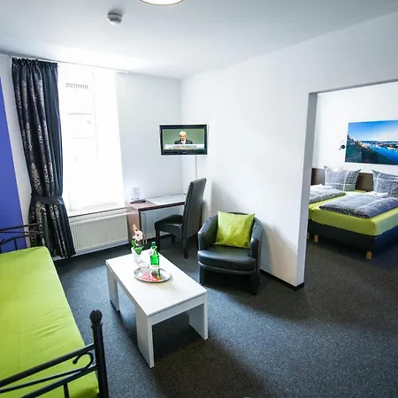 Am Muenzplatz Aparthotel 3*