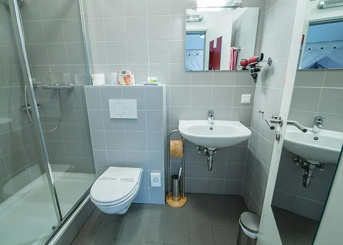 Apart Otel Am Munzplatz 3*